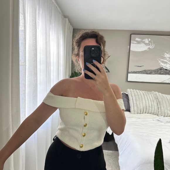 Cider cream elevated off the shoulder top - Picture 3 of 5